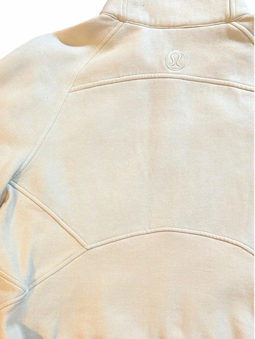 Lululemon Scuba Oversized Funnel Neck Half Zip in Creamy Ivory size XS/Small